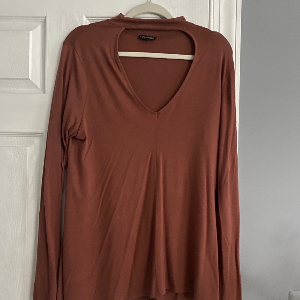 Express Key Hole Neck Long Sleeve Top